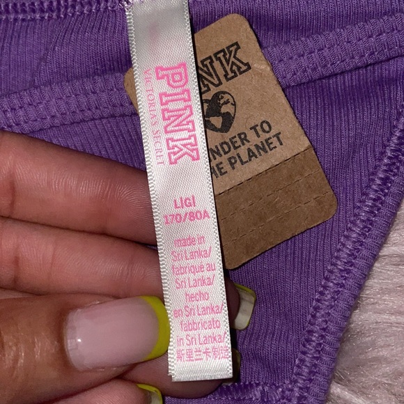 NEW V-STRING THONG - Picture 3 of 3